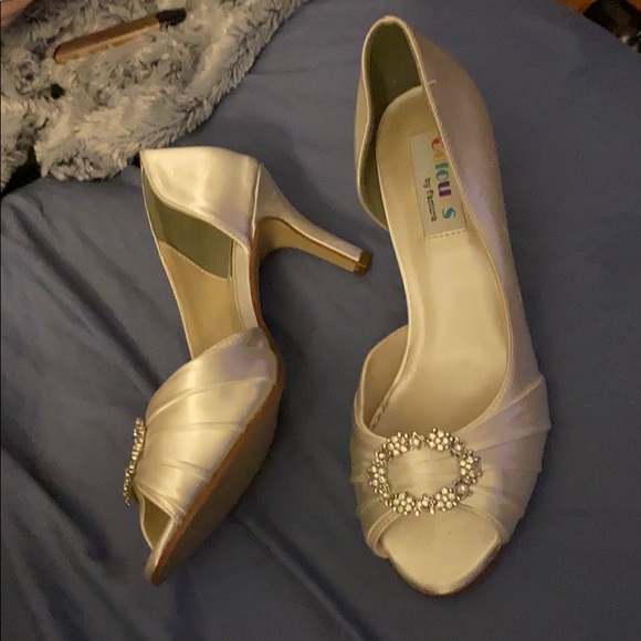 Women’s heels - Picture 2 of 3